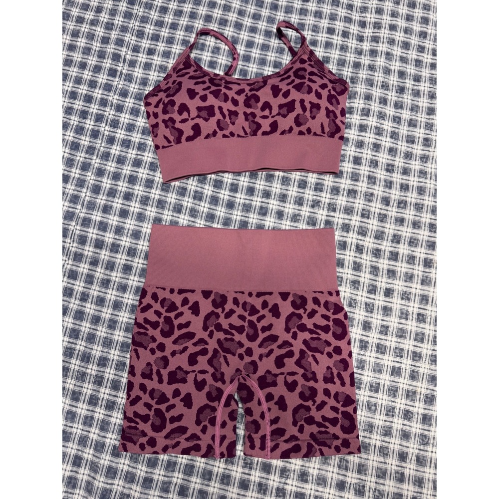 OQQ Womens 2 Piece Seamless Workout Set Purple Leopard Sports Bra Shorts Small